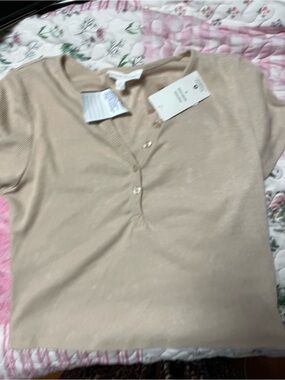 Abercrombie & Fitch Short Sleeve Henley Top in Beige